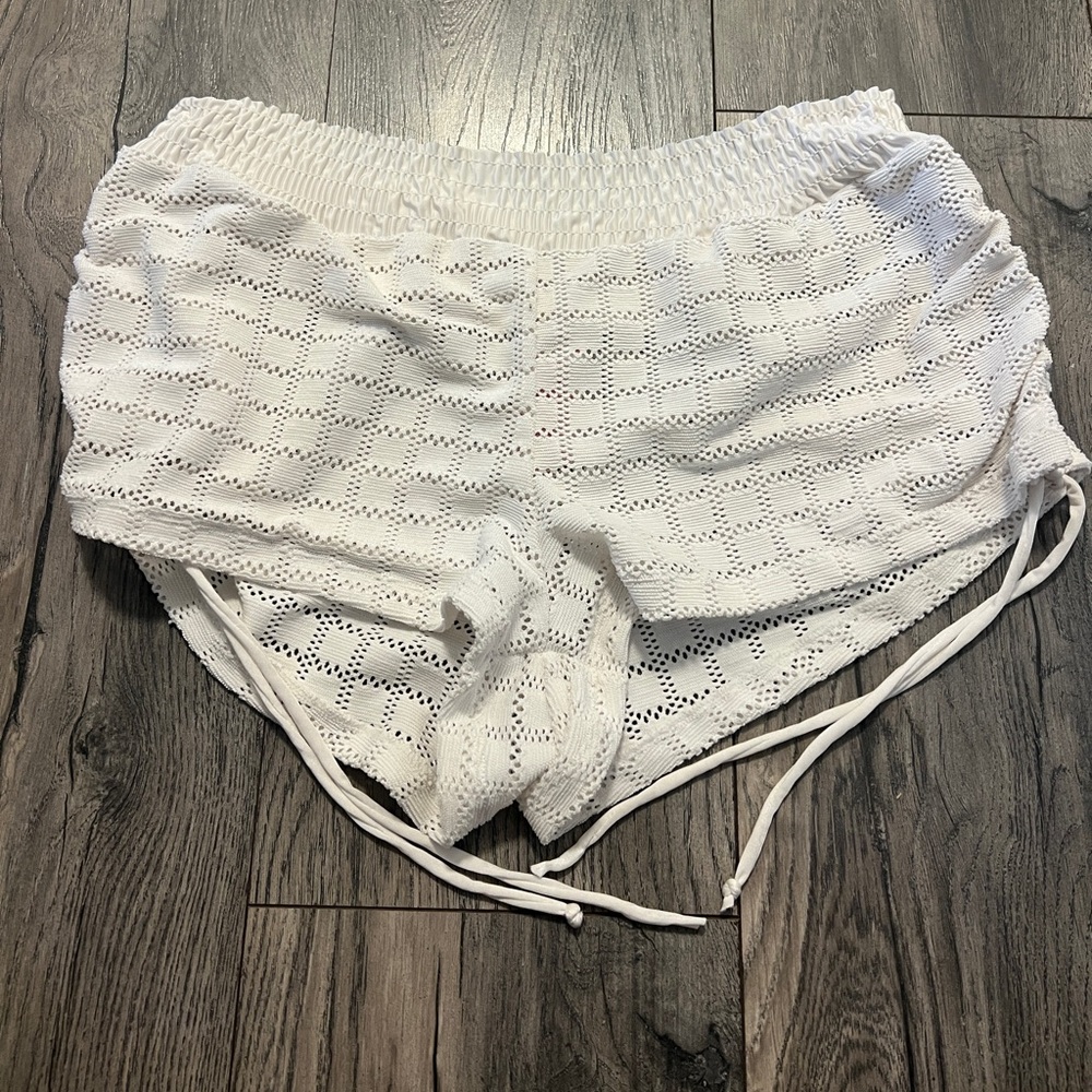 🌱🦢4 FOR $15!🦢🌱 Swim White Eyelet Women Shorts